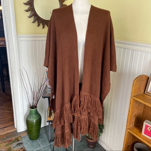 Free People Sweaters - Free people one size brown knit cape fringe shawl